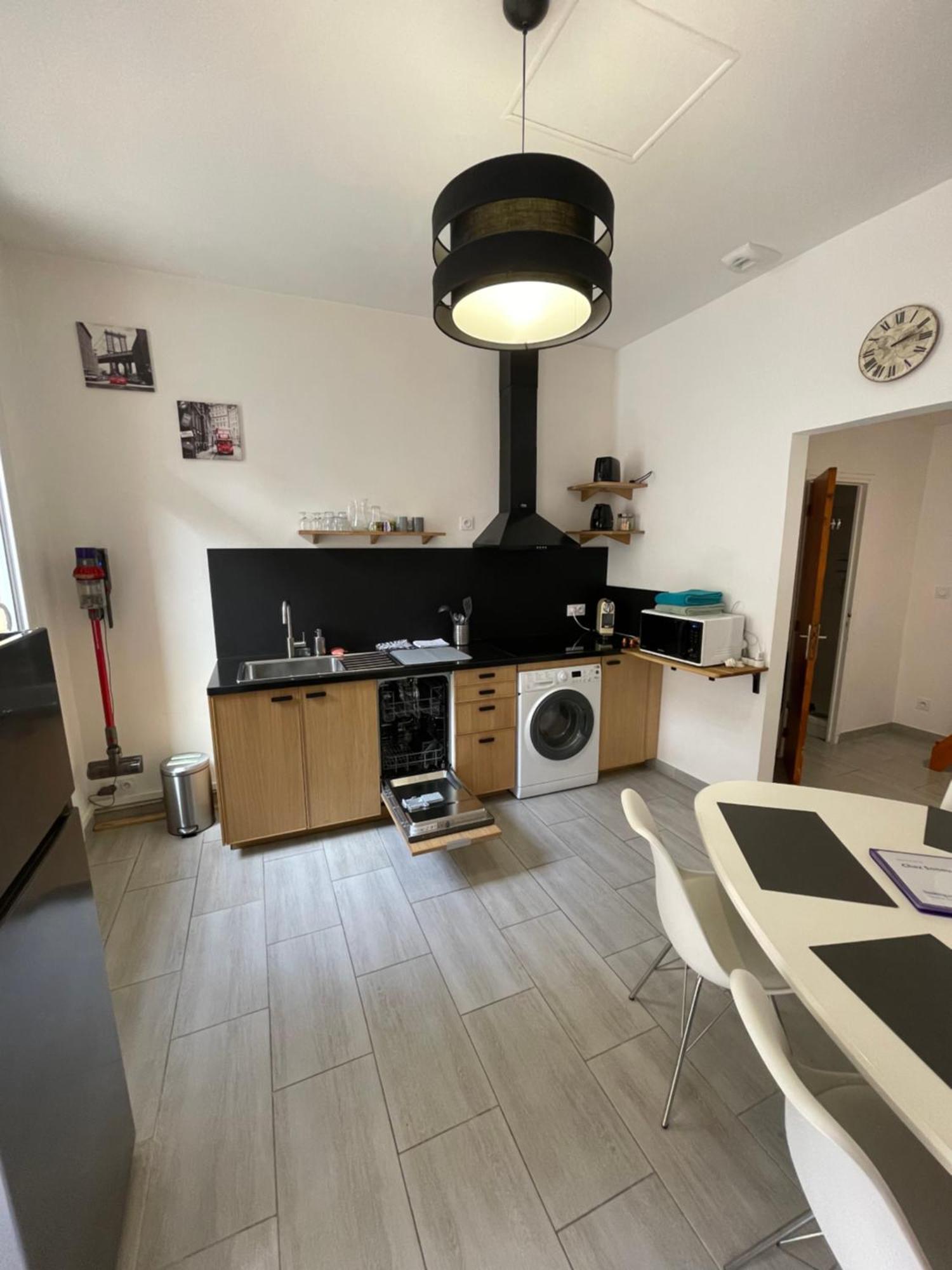 Chez Sonou , Centre Apartment